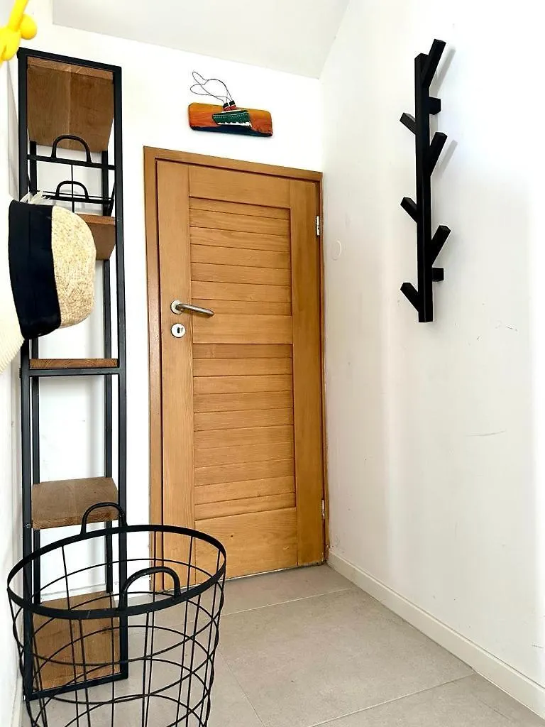 Vila Eva Palit 0*,  Croatia